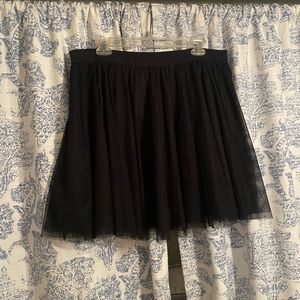 LC Lauren Conrad Tulle Mini Skirt